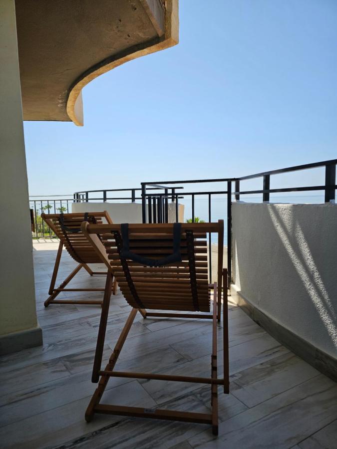Appartement Moderno piso céntrico frente al mar con gran terraza à Rincón de la Victoria Extérieur photo
